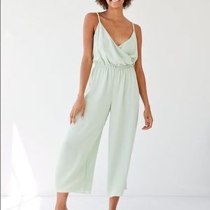 [WILFRED / ARITZIA] BN LIGHT GREEN MELODIE JUMPSUIT / V-NECK, POCKETS & WIDE LEG